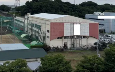 ミラクール施工15年後の高校体育館 屋根