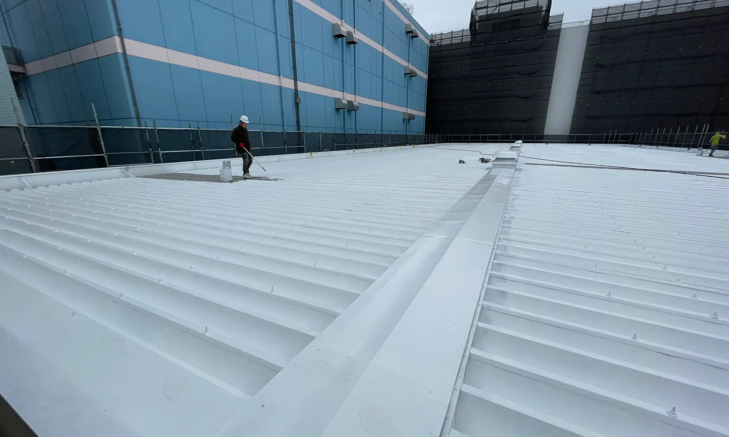 遮熱塗料「ミラクール」で削減したCO₂をカーボンクレジット化